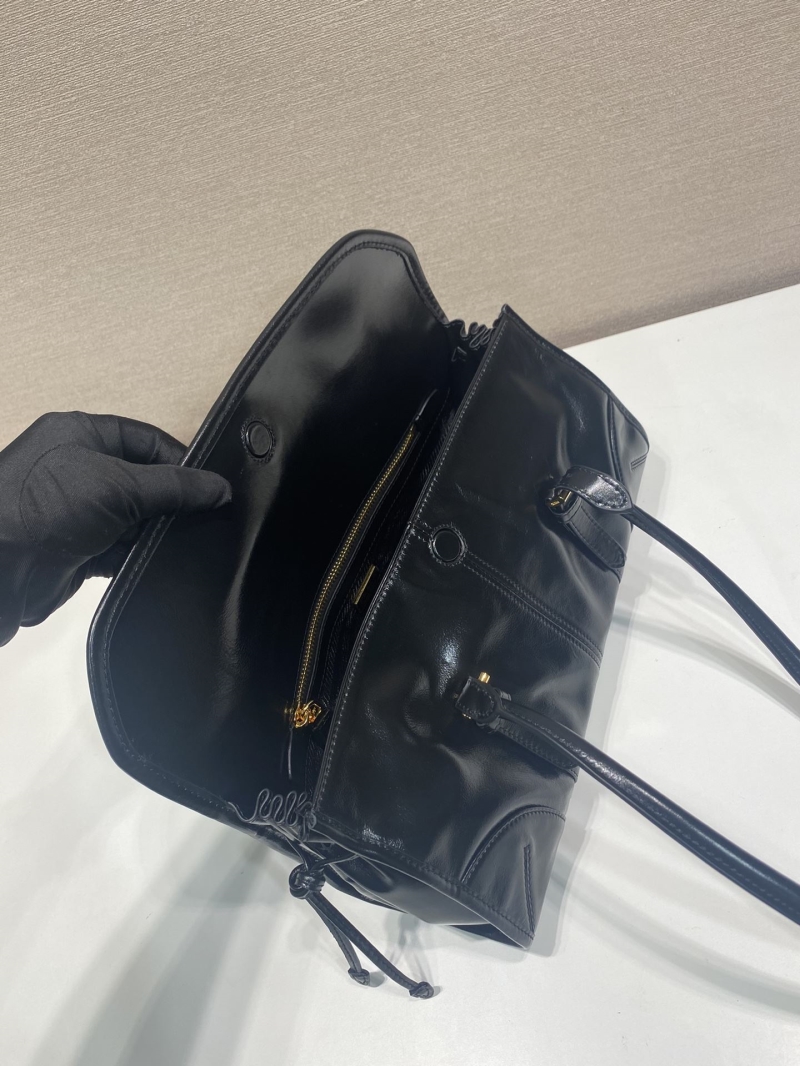 Pra*a satchel bags